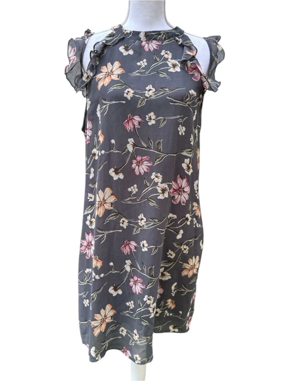 Xhilaration / Gray Floral Bohemian Dress with Ruffle Sleeve / Large / Fairycore